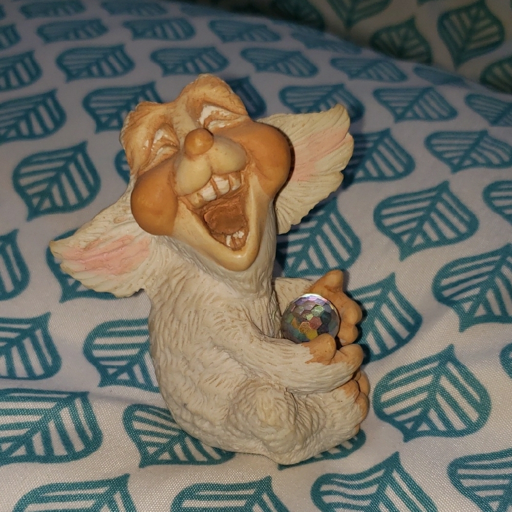 Charming Tan and Cream Figurine